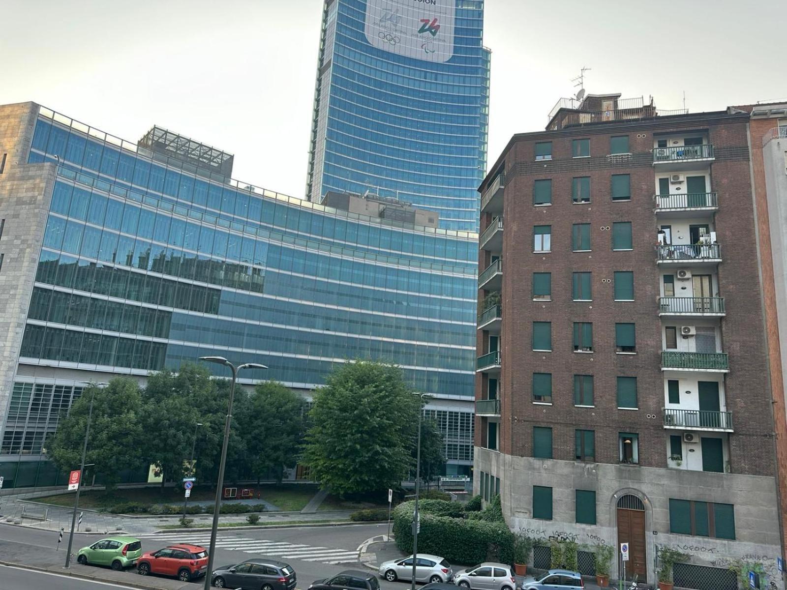 5Min Da Stazione Centrale Milano Exteriör bild